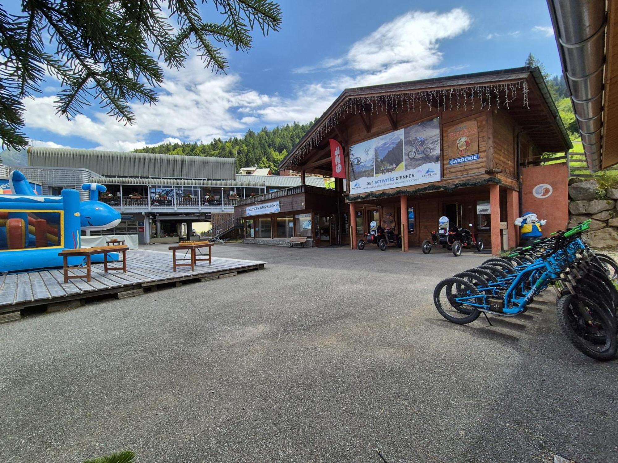 APPARTEMENT PROCHE MORZINE CENTRE ET REMONTEES MECANIQUES - Orée de Morzine 24A Montriond Extérieur photo